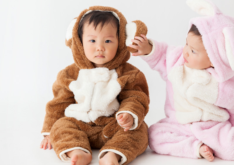 おさるさんとうさぎさんのツーショット