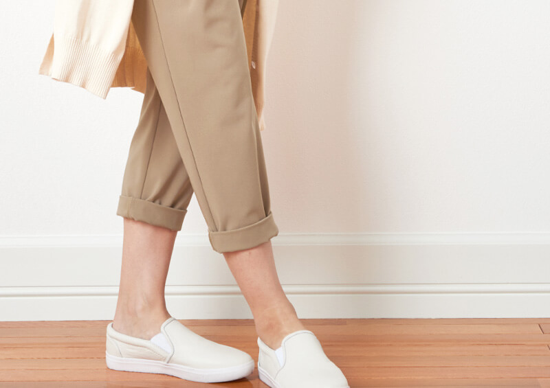 カジュアルスタイルでもおすすめなテーパードパンツ