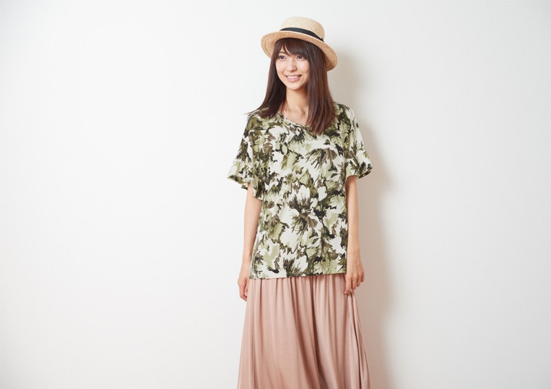 袖のフリルがかわいい授乳服