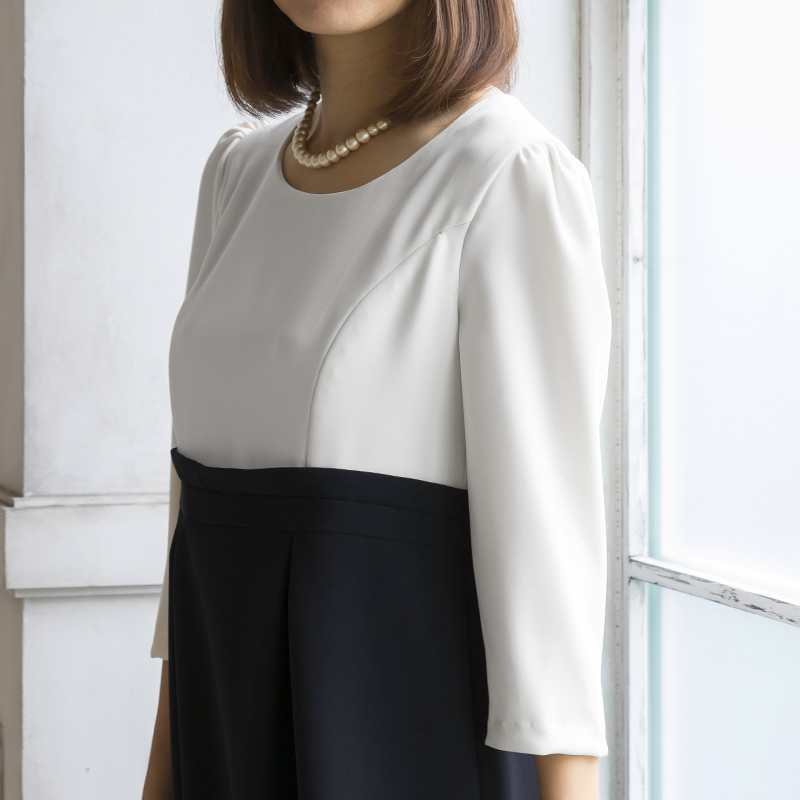 8分袖の胸元イメージ 美しいパネルライン