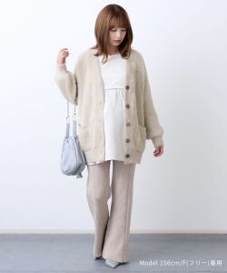 ベージュ